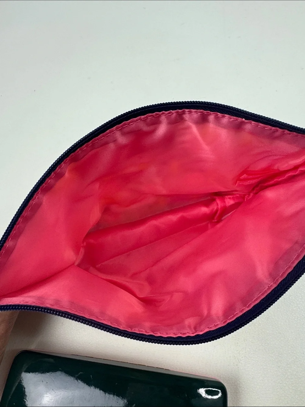 kate spade Green Printed Cosmetic Pouch & Pink Kate Spade Sunglasses Case set